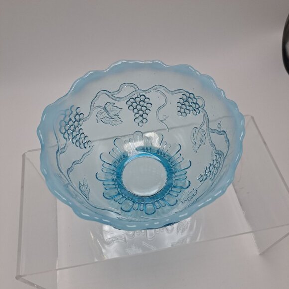 Vintage Jefferson Glass Blue Opalescent Footed Grapes & Vines Dish - Picture 9 of 16
